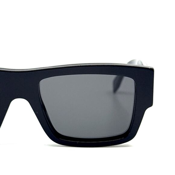 New, FENDI Sunglasses FE40118I 01A Authentic - Picture 5 of 12